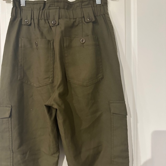 Banana Republic Cargo Pants - Picture 7 of 9